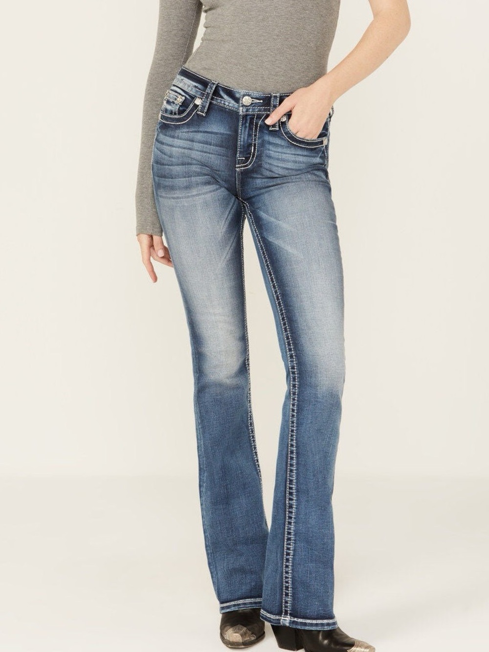 MISS ME WOMEN'S MEDIUM WASH MID RISE STRETCH BOOTCUT JEANS